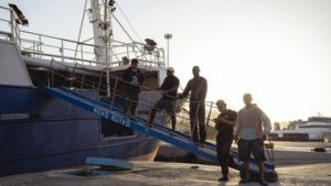 EWF | 3 Pelaut WNI Korban Serangan Kapal di Laut Arab Dipulangkan ke RI