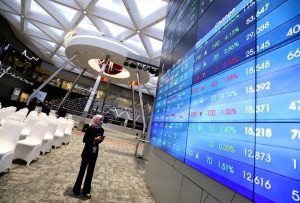 EWF | Daftar Saham Paling Perkasa di Tengah Keterpurukan IHSG Sepekan, Siapa Saja?