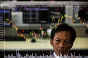 EWF | IHSG Berakhir Ambruk 3,38% ke 7.129, Seluruh Sektor Memerah