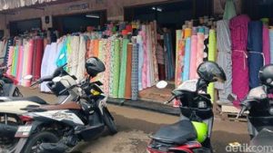 EWF | Pedagang Pasar Cipadu Menjerit, Kena Dampak Konflik Timur Tengah