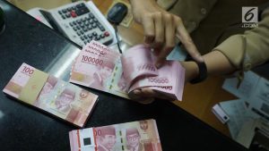EWF | Rupiah Loyo terhadap Dolar AS Hari Ini 29 April 2026, Ekonom Bilang Begini
