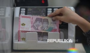 EWF | Rupiah Melemah ke Rp 17.349 per Dolar AS, Sentimen The Fed Tekan Pasar