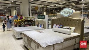 EWF | Spring Bed Terjun Bebas dari Rp24 Juta Jadi Rp6,3 Juta di Transmart