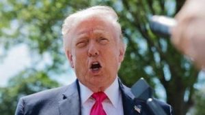 EWF | Trump Akan Perpanjang Gencatan Senjata dengan Iran Atas Permintaan Pakistan