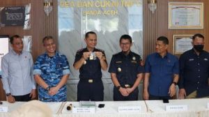 EWF | Aksi Nekat Selundupkan Emas Rp 1,4 Miliar ke Malaysia Lewat Bandara