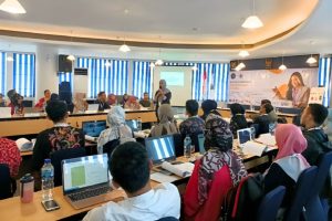 EWF | Cara Smart Indonesia Academy Dominasi Pasar Sertifikasi Global: Strategi Availability dan Supremasi Modul Berhak Cipta