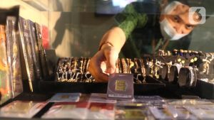 EWF | Harga Emas Antam Hari Ini 4 Mei 2026 Turun Rp 1.000, Cek Daftar Lengkap di Sini