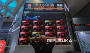 EWF | IHSG Merona di Zona Merah, Imbas Domestik atau Gejolak Konflik Global?