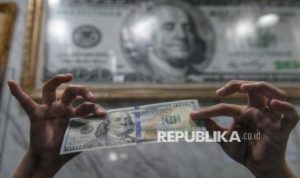 EWF | Rupiah Makin Keok, Mendekati Rp 18.000