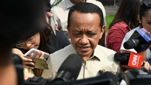 EWF | Rupiah Tembus Rp 17.500, Bahlil Kaji Dampak ke Harga BBM