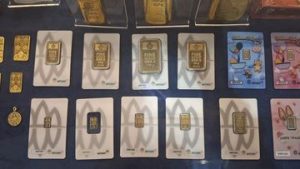 EWF | Harga Emas Antam Hari Ini Makin Jatuh!