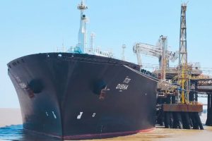 EWF | Pascadamai AS-Iran: Kapal Raksasa Ini Tembus Selat Hormuz, Krisis Energi Global Mulai Mereda?
