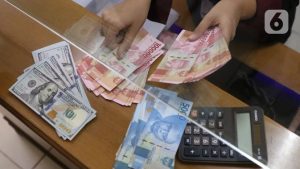 EWF | Ringgit Malaysia Sentuh Rp 4.491,23, Dolar Singapura Rp 14.011,08