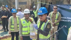 EWF | Badan Karantina Musnahkan 312 Ton Bahan Pakan Ternak Mengandung Babi