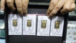 EWF | Harga Emas Antam Hari Ini Naik atau Turun?
