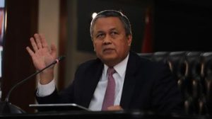 EWF | Kronologi Gubernur BI Perry Warjiyo Mundur