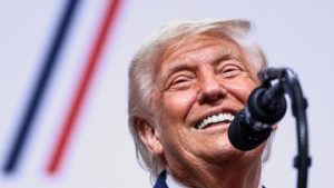 EWF | Laporan Etik AS: Trump Kantongi Rp21,5 T dari Bisnis Kripto Keluarga