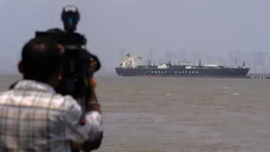EWF | Oman Gandeng Inggris dan Prancis Amankan Pelayaran di Selat Hormuz