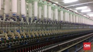 EWF | PMI Manufaktur Jatuh, Ekonom Soroti Daya Beli dan Ancaman PHK