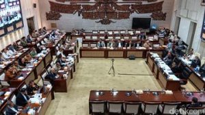 EWF | Purbaya Kena Semprot DPR Saat Rapat, Ini Masalahnya!