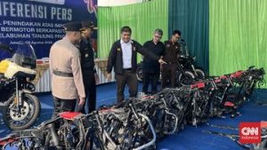 EWF | Bea Cukai Bongkar Modus Penyelundupan Motor Harley Bekas dari China