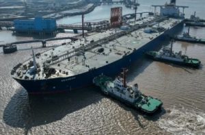 EQUITYWORLD FUTURES JAKARTA | China Kuasai 1,25 Juta Barel Minyak Rusia, India Terancam Krisis Energi