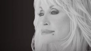 EQUITYWORLD FUTURES JAKARTA | Dolly Parton Meninggal, Trump Perintahkan Kibarkan Bendera Setengah Tiang