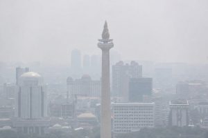 EQUITYWORLD FUTURES JAKARTA | Defisit Transaksi Berjalan Tembus 3,3%, Ekonomi Indonesia Baik-baik Saja?