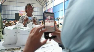 EQUITYWORLD FUTURES JAKARTA | Digitalisasi Bansos Bisa Pangkas Kebocoran, tapi Data Harus Akurat