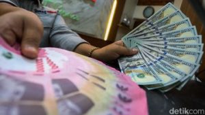 EQUITYWORLD FUTURES JAKARTA | Dolar AS Dekati Rp 18.000, Airlangga Mau Lakukan Ini