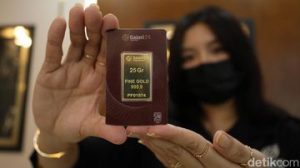 EQUITYWORLD FUTURES JAKARTA | Harga Emas Hari Ini Turun Jadi Rp 2.602.000/Gram