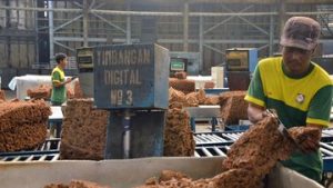 EQUITYWORLD FUTURES JAKARTA | Kemenperin: 22 Subsektor Industri Masih Ekspansi