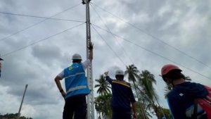 EQUITYWORLD FUTURES JAKARTA | PLN Kejar Elektrifikasi 105 Desa lewat Jaringan Baru di Kaltim