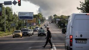 EQUITYWORLD FUTURES JAKARTA | Rudal-Drone Rusia Hantam Ibu Kota Ukraina, 4 Orang Tewas-Belasan Luka