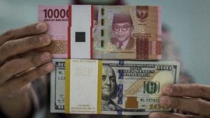 EQUITYWORLD FUTURES JAKARTA | Rupiah Melemah ke Rp17.547 per Dolar AS Sore Ini