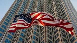 EQUITYWORLD FUTURES JAKARTA | Sanksi Baru, AS Patok Tarif 100% untuk Minyak Rusia