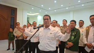 EQUITYWORLD FUTURES JAKARTA | Amran Bongkar Modus 600 Ton Beras SPHP Dioplos, Ganti Karung Jadi Premium