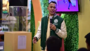 EQUITYWORLD FUTURES JAKARTA | Bukan Downgrade, Safir Senduk Bagi Trik Substitusi Pengeluaran Agar Bisa Hemat
