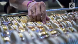 EQUITYWORLD FUTURES JAKARTA | China Borong Emas Terbanyak Sepanjang Sejarah, Apa Alasan di Baliknya?
