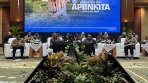 EQUITYWORLD FUTURES JAKARTA | Defisit APBN Rp 319 Triliun, Suahasil Waspadai Gejolak Geopolitik