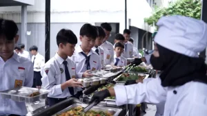 EQUITYWORLD FUTURES JAKARTA | Dua Tahun Prabowo-Gibran, APBN Jangkau Jutaan Penerima MBG