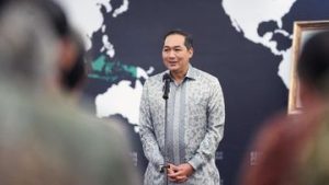 EQUITYWORLD FUTURES JAKARTA | Eks Mendag Era SBY-Jokowi Tuding Singapura di Balik Jatuh IHSG