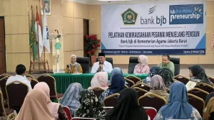 EQUITYWORLD FUTURES JAKARTA | Jelang Pensiun, PNS Kemenag Jakarta Barat Dibekali Kewirausahaan