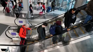 EQUITYWORLD FUTURES JAKARTA | Moody’s: Ekonomi AS Mulai Melambat Akibat Kenaikan Suku Bunga