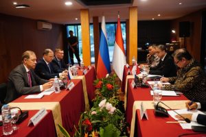 EQUITYWORLD FUTURES JAKARTA | Terima Kunjungan Deputi Pertama PM Rusia, Airlangga Bahas Peluang Perdagangan dan Kerja Sama Ekonomi